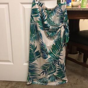 forever 21 wrap skirt with knot on side. Silky